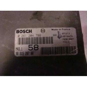 Recambio de centralita motor uce para citroën saxo 1.1 referencia OEM IAM 0261204788 9631528780 26FM0470