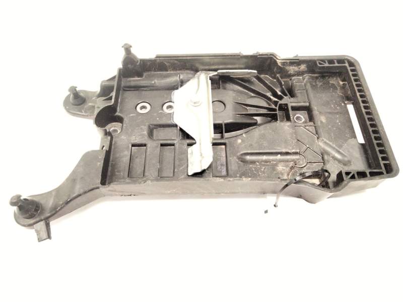 Recambio de soporte bateria para volkswagen t-cross (c11, d31) 1.0 tsi referencia OEM IAM 2Q0915331  