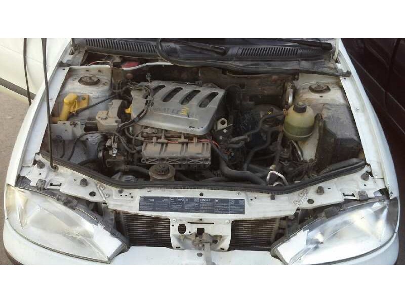 renault megane i fase 2 berlina (ba0) del año 2001