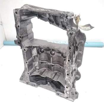 Recambio de carter para renault trafic caja cerrada (ab 4.01) referencia OEM IAM   