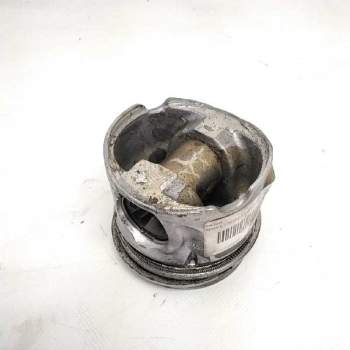 Recambio de piston para renault trafic caja cerrada (ab 4.01) referencia OEM IAM   