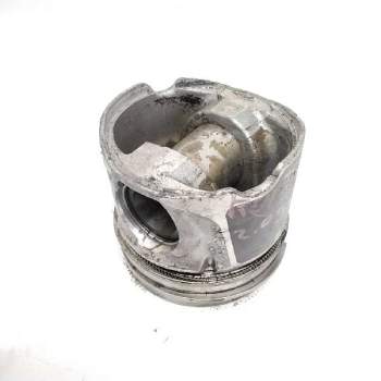 Recambio de piston para renault trafic caja cerrada (ab 4.01) referencia OEM IAM   