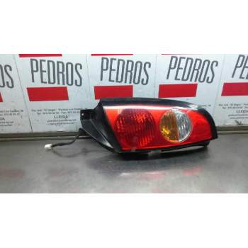 PILOTO TRASERO DERECHO 92402060R 