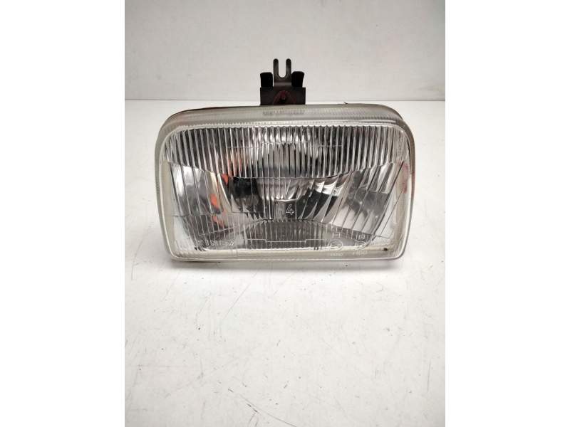 Recambio de faro izquierdo para ford fiesta i (gfbt) 1.1 (wfbt) referencia OEM IAM UFG5114  