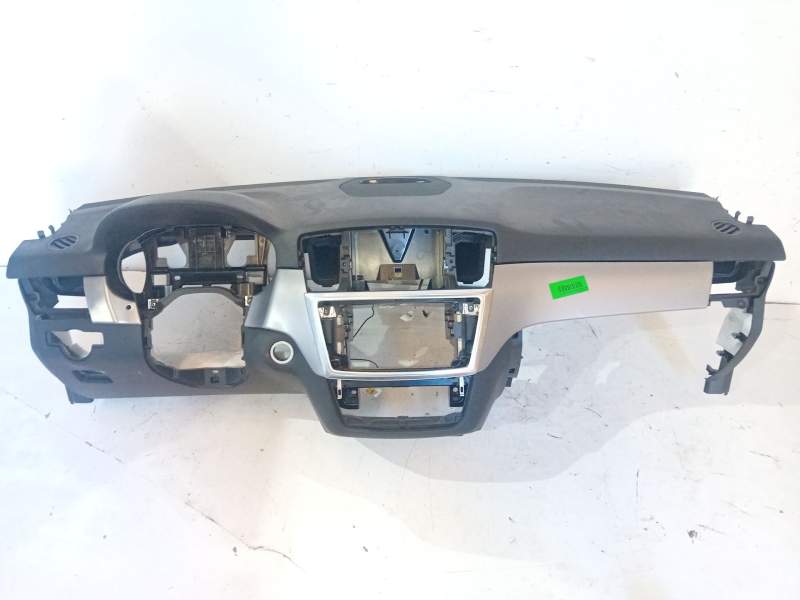 Recambio de salpicadero para mercedes-benz clase m (w166) referencia OEM IAM A1666800087  