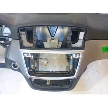 Recambio de salpicadero para mercedes-benz clase m (w166) referencia OEM IAM A1666800087  