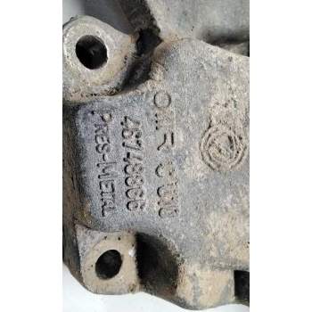 Recambio de soporte bomba inyeccion para fiat marea berlina (185) 1.9 jtd cat referencia OEM IAM 46748866  