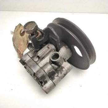 Recambio de bomba servodireccion para nissan vanette cargo 2.3 diesel referencia OEM IAM   43287