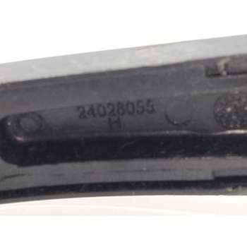Recambio de brazo limpia delantero izquierdo para mercedes-benz clase m (w166) referencia OEM IAM 24028055  