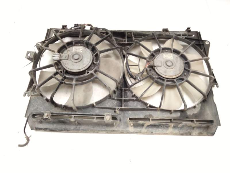 Recambio de electroventilador para toyota avensis sedán (_t25_) 2.2 d-4d (adt251_) referencia OEM IAM 122710925  
