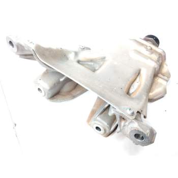 Recambio de soporte motor para bmw x5 (f15, f85) sdrive 25 d referencia OEM IAM 6864614  