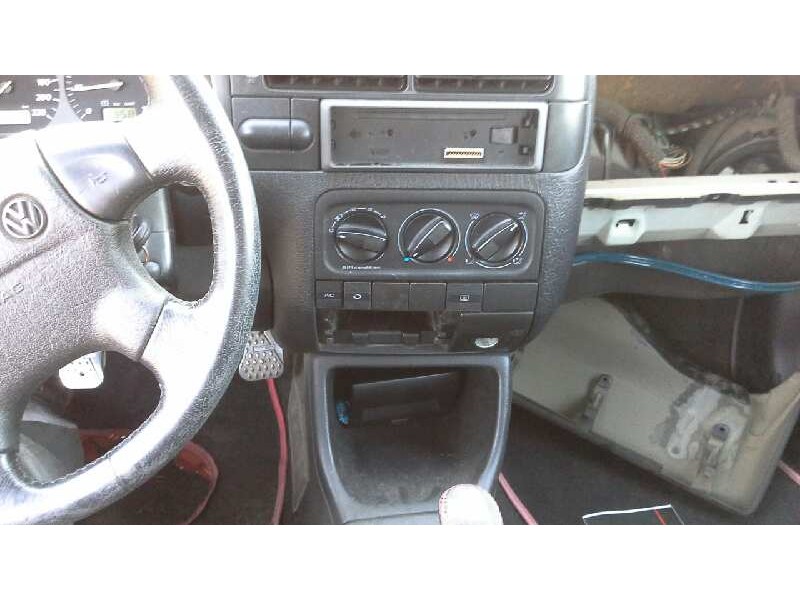 volkswagen golf iii berlina (1h1) del año 1996