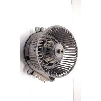 Recambio de motor calefaccion para citroën xantia berlina 1.9 td sx referencia OEM IAM 95668114 841915A 