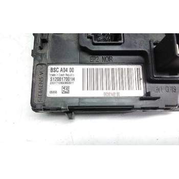 Recambio de caja fusibles para peugeot 407 sw st confort referencia OEM IAM 96561481180  