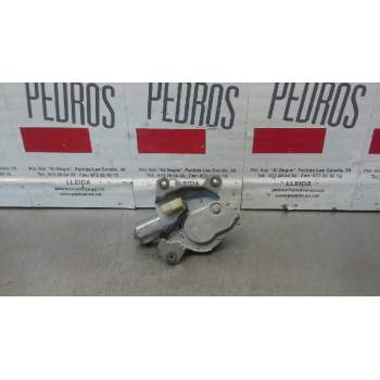 Recambio de motor limpia trasero para nissan terrano/terrano.ii (r20) 2.7 turbodiesel referencia OEM IAM 0390201561  