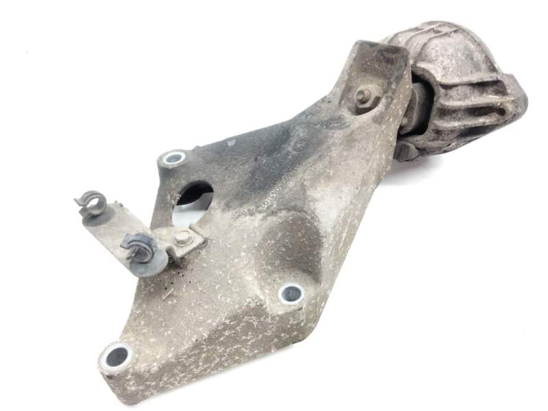 Recambio de soporte motor para bmw 1 coupé (e82) 120 d referencia OEM IAM 6775041  