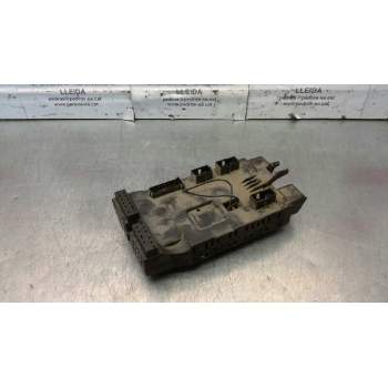 Recambio de caja fusibles para mercedes-benz vito (w638) combi 108 d  (638.164) referencia OEM IAM 0005400650  