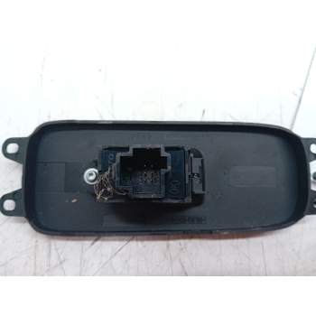 Recambio de mando elevalunas delantero derecho para volvo c30 2,0d r-design referencia OEM IAM 30774162  