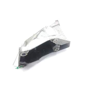 Recambio de soporte motor delantero para volkswagen passat berlina (3b3) edition referencia OEM IAM 8D0199807P  