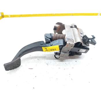 Recambio de pedal embrague para kia ceed (cd) 1.6 crdi 136 referencia OEM IAM 32802G4EA0  