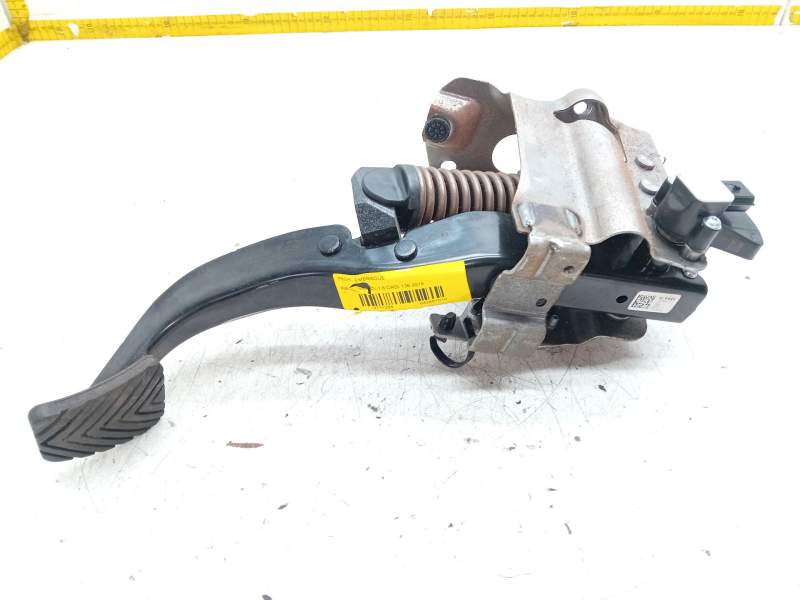 Recambio de pedal embrague para kia ceed (cd) 1.6 crdi 136 referencia OEM IAM 32802G4EA0  