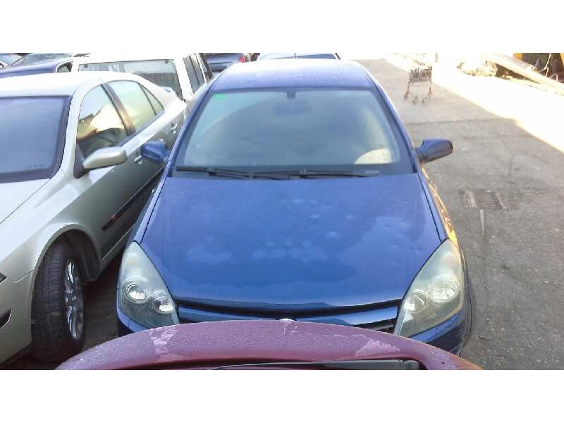 opel astra h berlina del año 2004