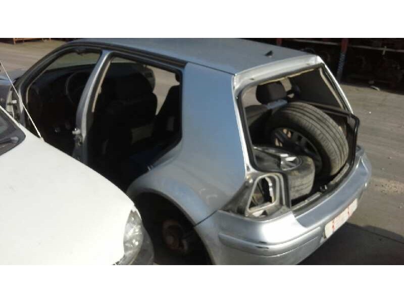 volkswagen golf iv berlina (1j1) del año 2000