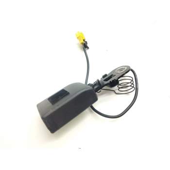 Recambio de enganche cinturon trasero central para mercedes-benz clase m (w166) referencia OEM IAM   