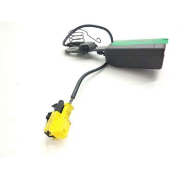 Recambio de enganche cinturon trasero central para mercedes-benz clase m (w166) referencia OEM IAM   
