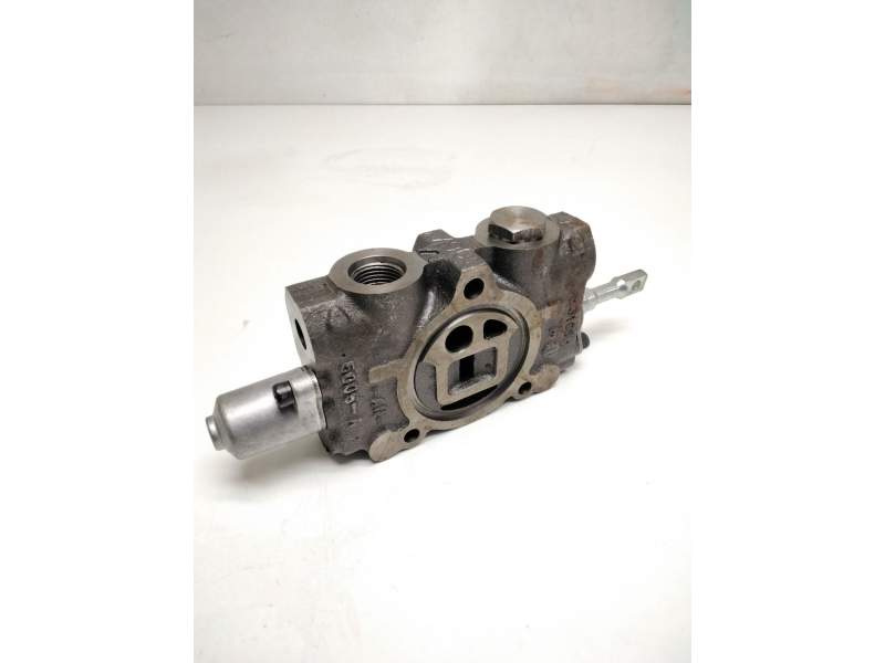 Recambio de valvula para bobcat t 2556 e2 obras referencia OEM IAM B04A790 CARRETILLA ELEVADORA HYSTER1357353