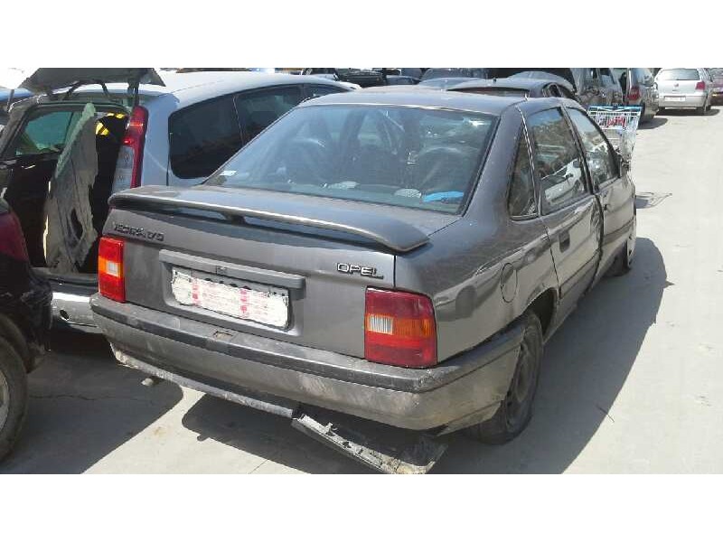 opel vectra a del año 1992