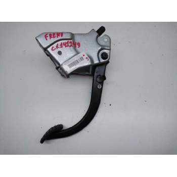 Recambio de pedal freno para opel vivaro combi 2.9t corto referencia OEM IAM 82002052000  
