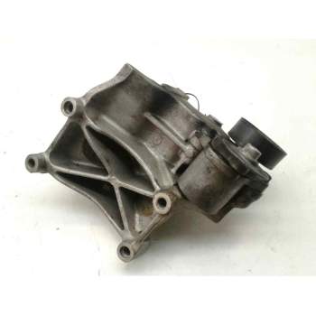Recambio de soporte alternador para kia carens 2.0 crdi ex monovolumen referencia OEM IAM 2528127  