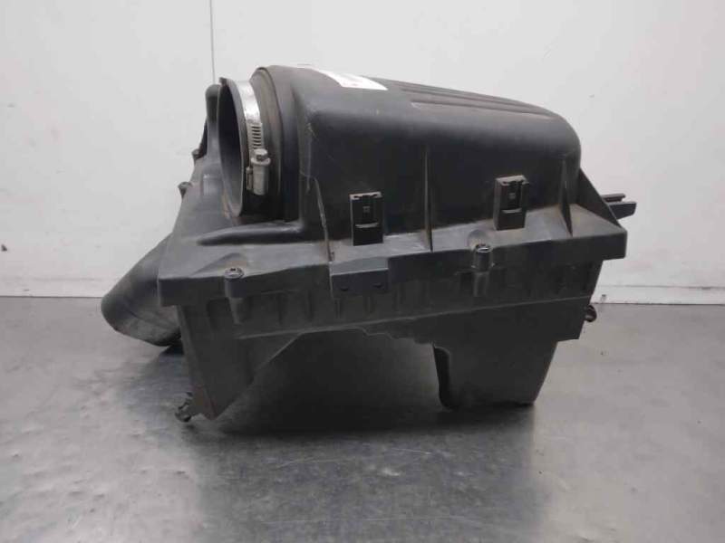 Recambio de caja filtro de aire para opel insignia berlina cosmo referencia OEM IAM 55560889  