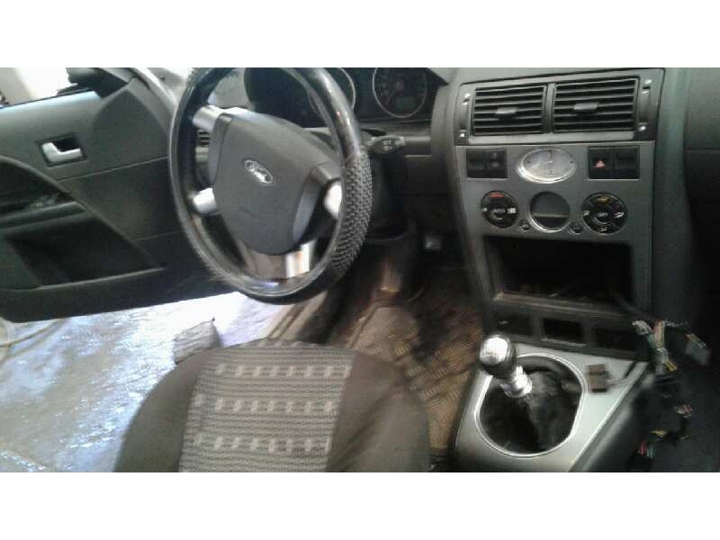 ford mondeo turnier (ge) del año 2001