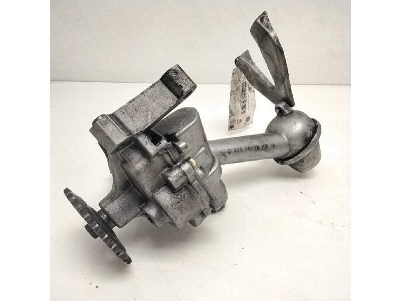 Recambio de bomba aceite para mercedes-benz vito (w638) combi 2.3 diesel referencia OEM IAM 6031811320  