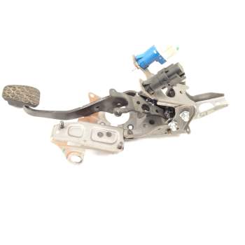 PEDAL FRENO AV612467 