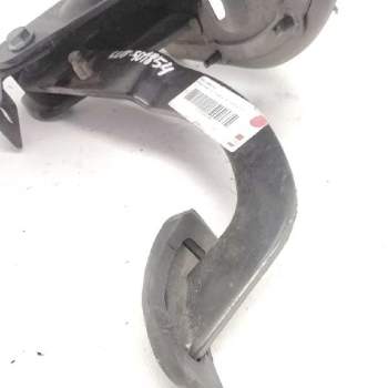 PEDAL EMBRAGUE 