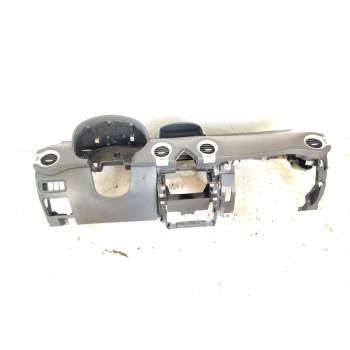 SALPICADERO 682000006R 