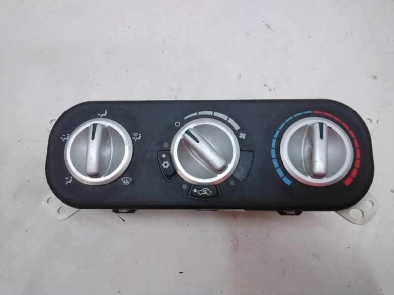 Recambio de mando calefaccion aire acondicionado para chrysler pt cruiser (pt) 1.6 classic referencia OEM IAM P55111844H  