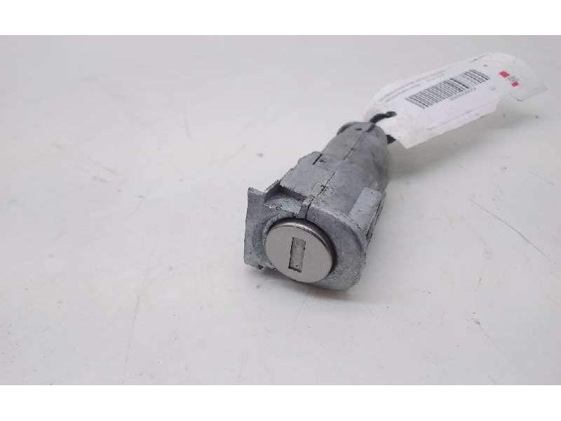Recambio de bombin puerta delantera izquierda para skoda rapid active referencia OEM IAM 5JA837167  