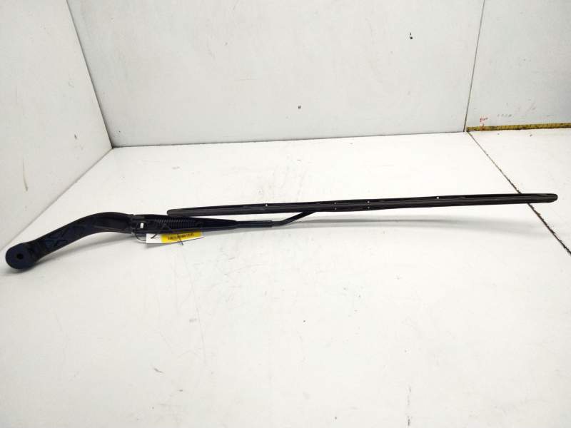 Recambio de brazo limpia delantero izquierdo para land rover discovery sport (l550) 2.0 d 4x4 referencia OEM IAM LR082684  
