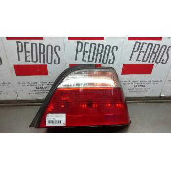 PILOTO TRASERO DERECHO 03110006461 44241