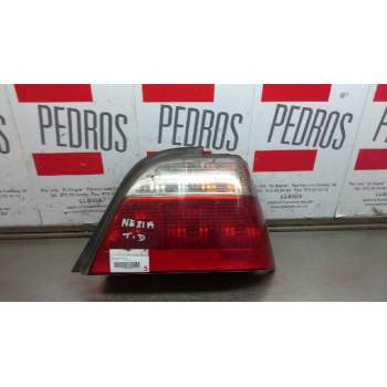 PILOTO TRASERO DERECHO 03110006461 44241