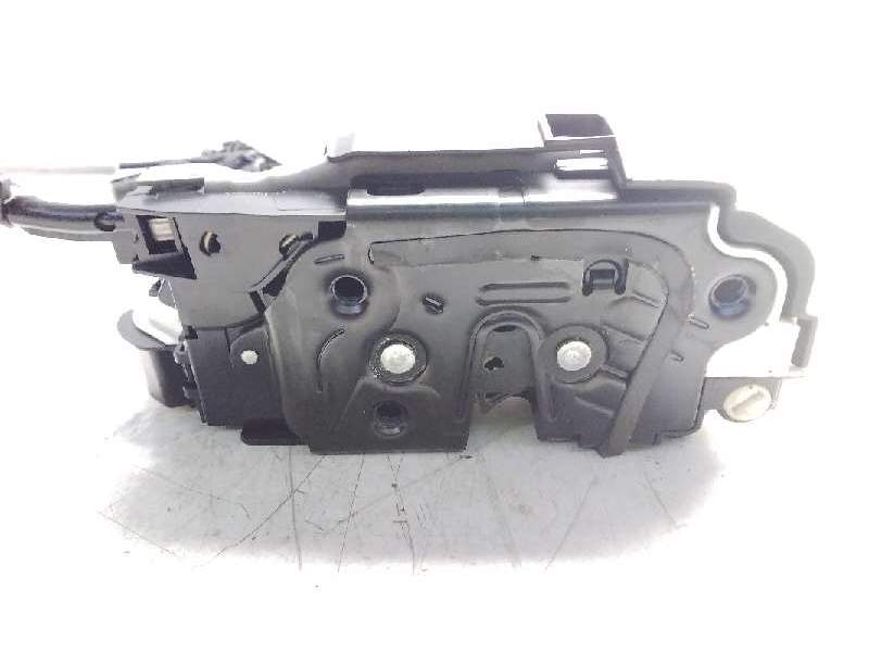 Recambio de cerradura puerta trasera izquierda para skoda rapid active referencia OEM IAM 5E0839015A  