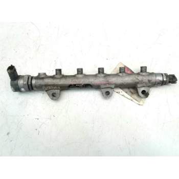 RAMPA INYECTORA M9R833 