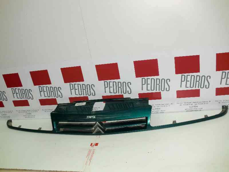 Recambio de rejilla delantera para citroën xantia berlina referencia OEM IAM   44355