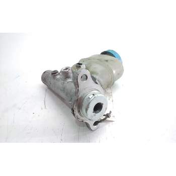 Recambio de bomba freno para nissan primera berlina (p11) si referencia OEM IAM 460102F001  