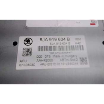 Recambio de sistema audio / radio cd para skoda rapid active referencia OEM IAM 5JA919604B  
