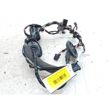INSTALACION PUERTA TRASERA IZQUIERDA 5E0971693 